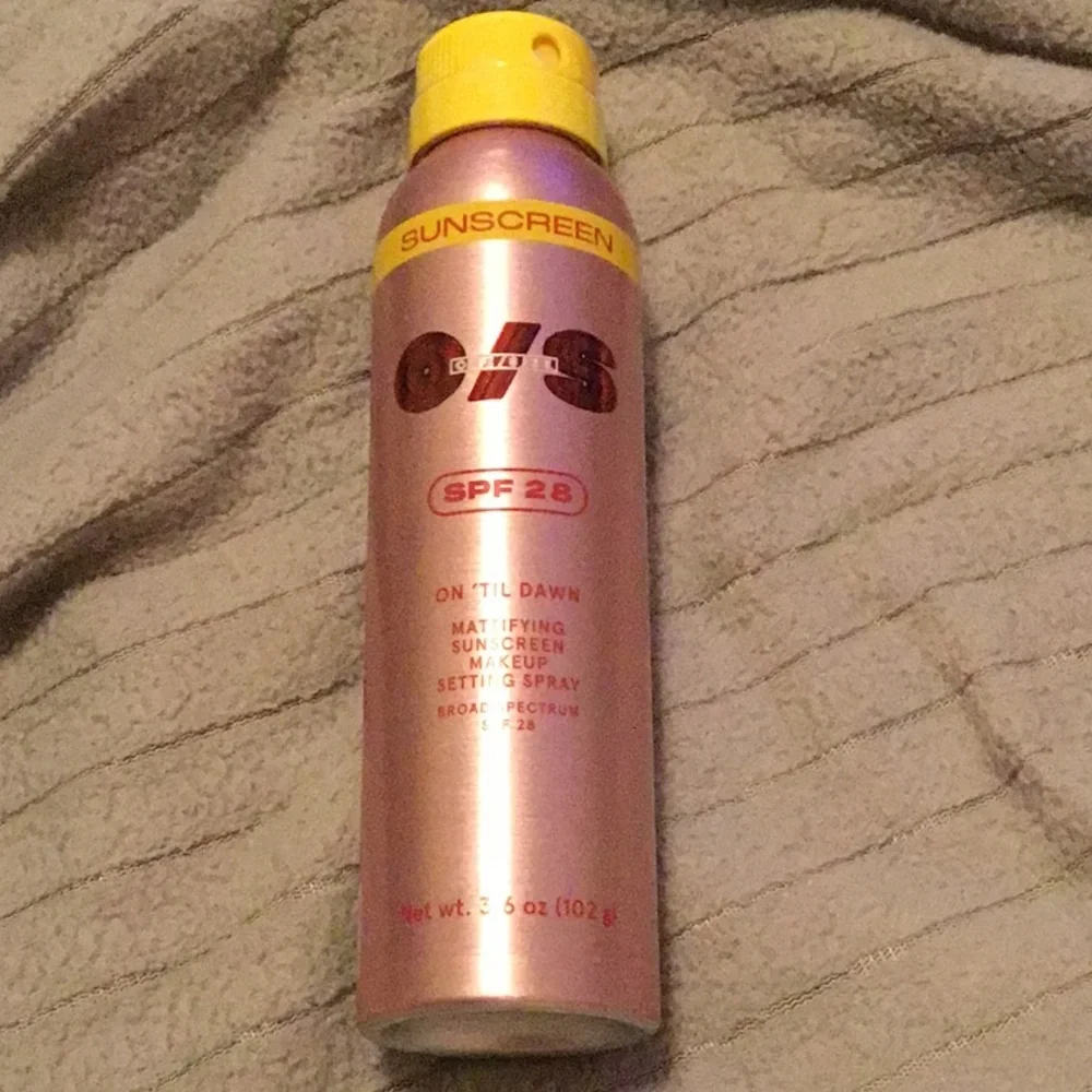 ONE / SIZE  On 'Til Dawn Mattifying Sunscreen Makeup Setting Spray SPF 28